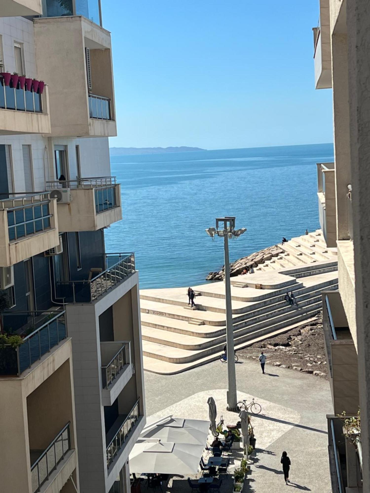 Sea View Apartments Durrës Eksteriør bilde