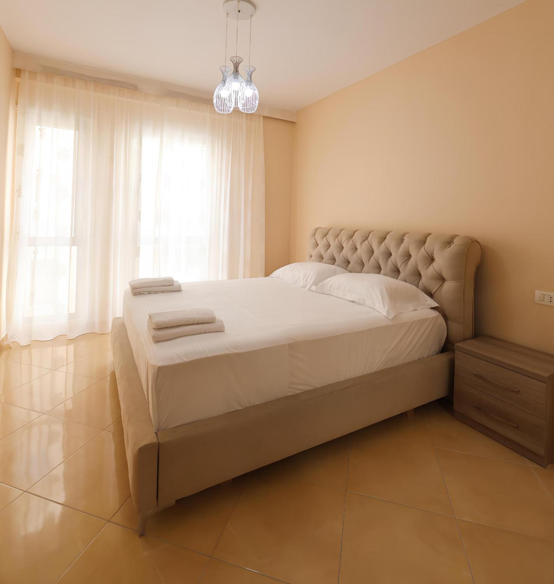 Sea View Apartments Durrës Eksteriør bilde
